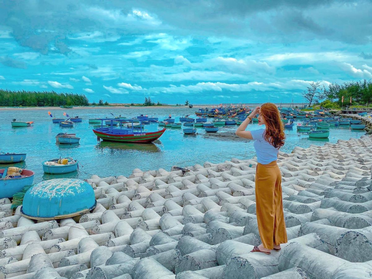 Du khách nên lên kế hoạch và chọn phương tiện phù hợp để tận hưởng hành trình du lịch Hồ Tràm.