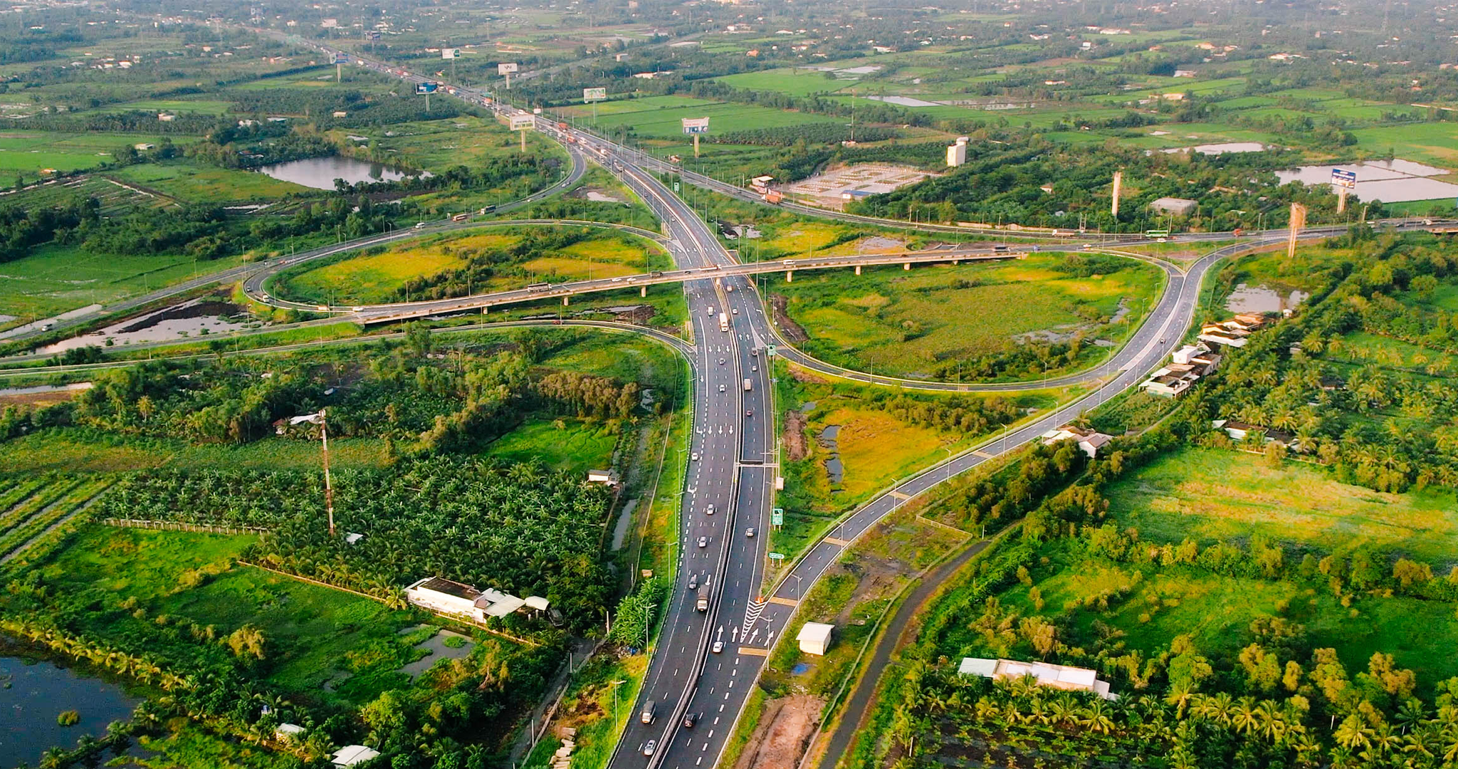 Cung đường cao tốc Trung Lương - Mỹ Thuận. (Nguồn: Sưu tầm)