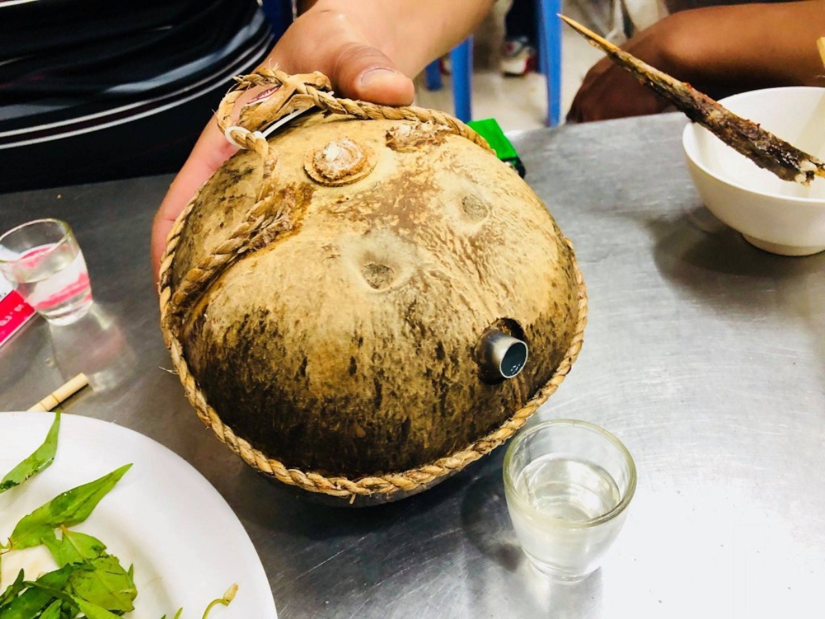 Rượu dừa có nguồn gốc từ Bến Tre