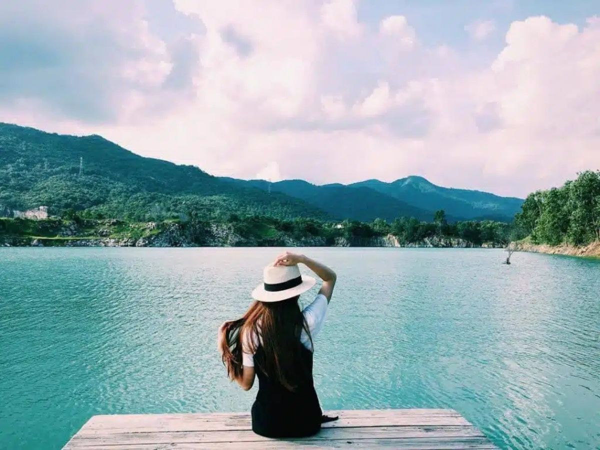 Hồ Đá Xanh Vũng Tàu gần núi Dinh, tiện lợi cho du khách tham quan chụp ảnh