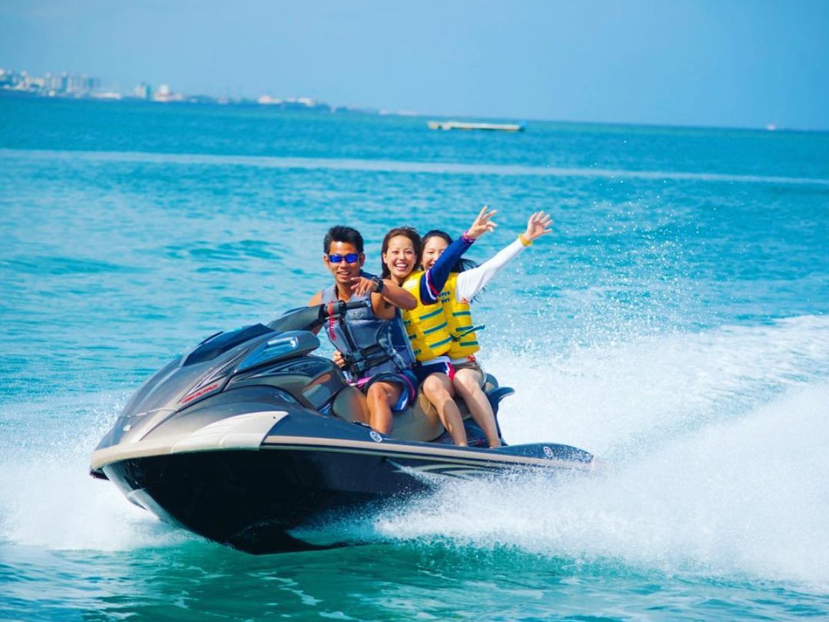 Trải nghiệm giải trí trên biển Vũng Tàu được du khách yêu thích.