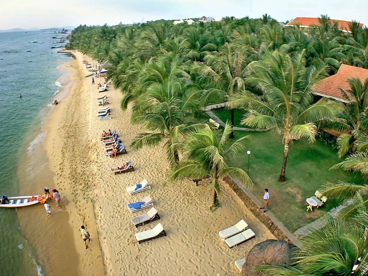 Bãi Sau là điểm đến được nhiều du khách lựa chọn tại Vũng Tàu.