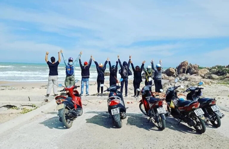 Đi theo nhóm giúp tiết kiệm chi phí đáng kể. (Nguồn: Sưu tầm)