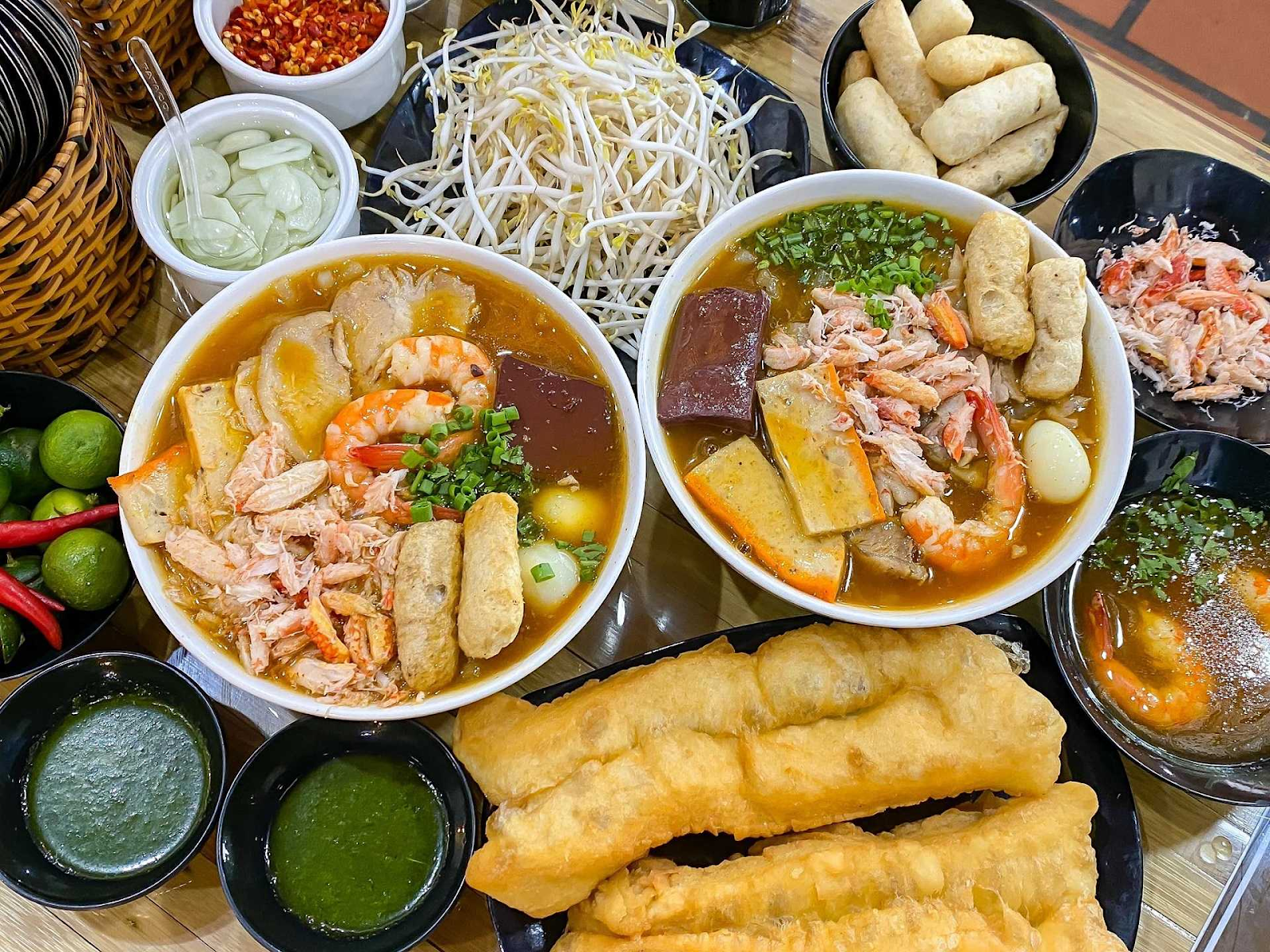 Du khách nên ăn sáng ấm bụng trước khi khởi hành về TP.HCM (Nguồn: Sưu tầm)